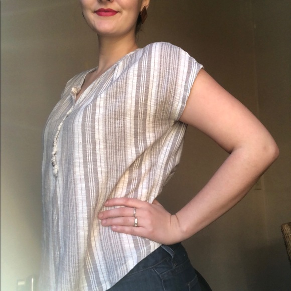 ๐ผ{ lucky brand } minimalist petite top - Picture 3 of 7